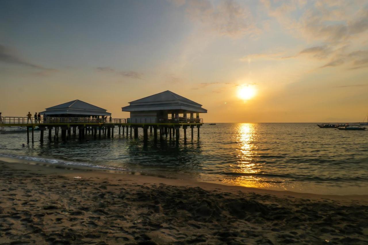 Grand Senggigi Hotel מראה חיצוני תמונה