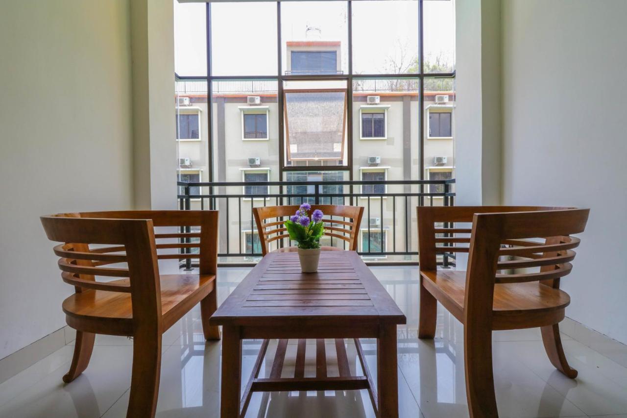 Grand Senggigi Hotel מראה חיצוני תמונה